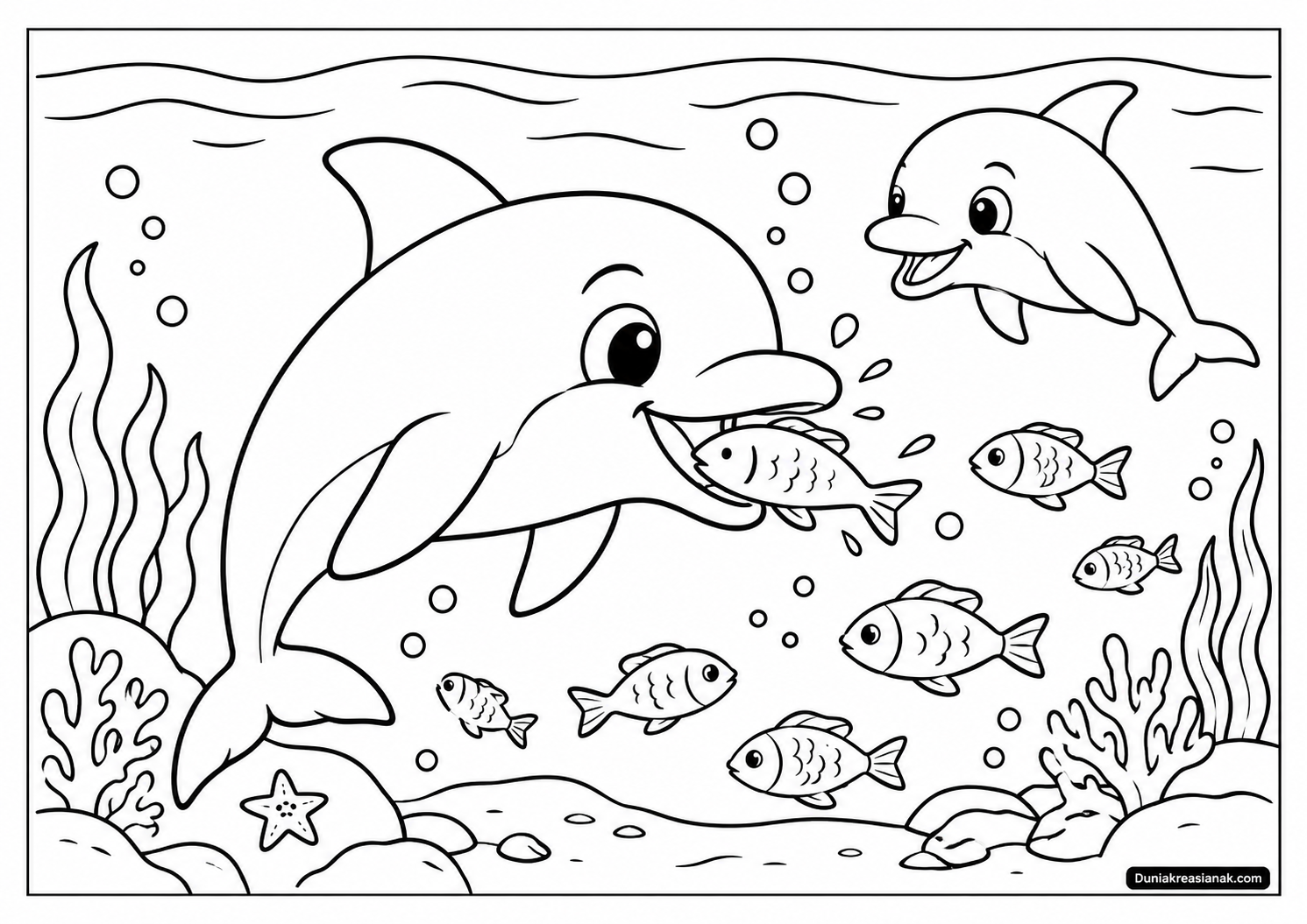 Coloring Page Serunya Lumba Lumba Berburu Ikan di Laut